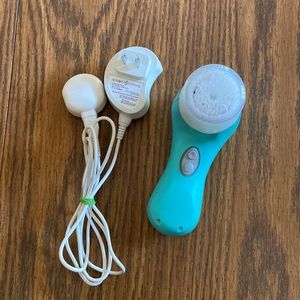 Clarisonic Mia 2 Facial Brush